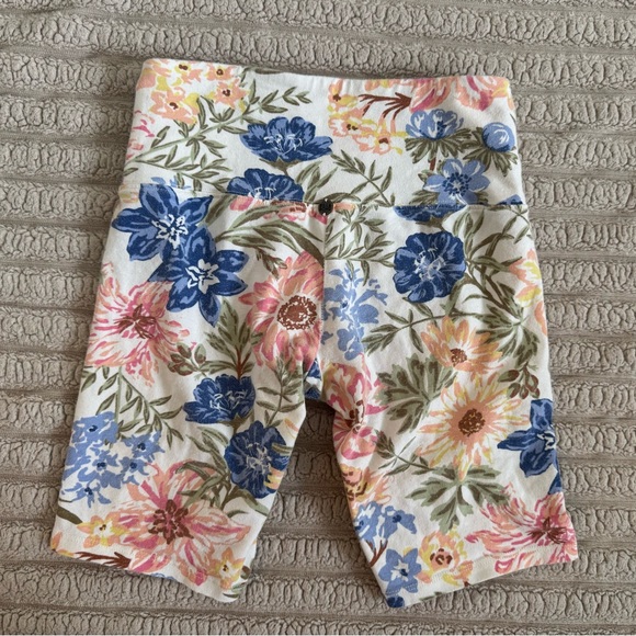 Billabong Floral Bike Shorts - Picture 3 of 5